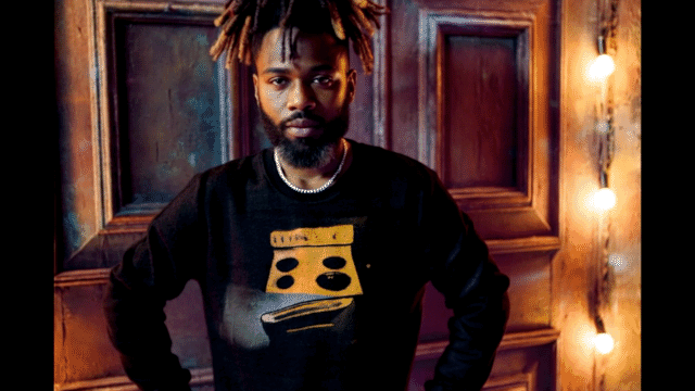 Stove%20sweater%20 %20male Animated%20Image%20%28Large%29